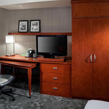 Courtyard By Marriott Seattle Kirkland Ξενοδοχείο Εξωτερικό φωτογραφία