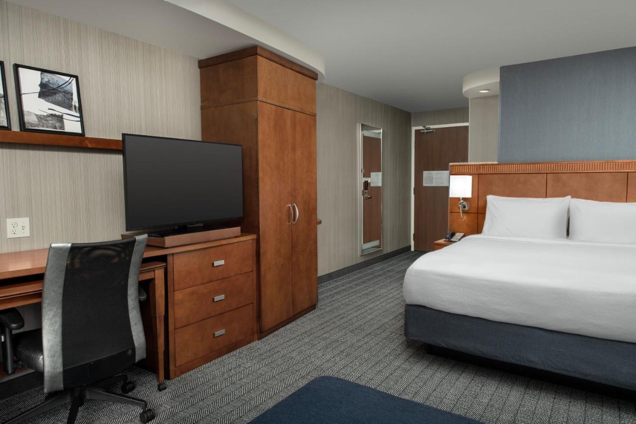 Courtyard By Marriott Seattle Kirkland Ξενοδοχείο Εξωτερικό φωτογραφία