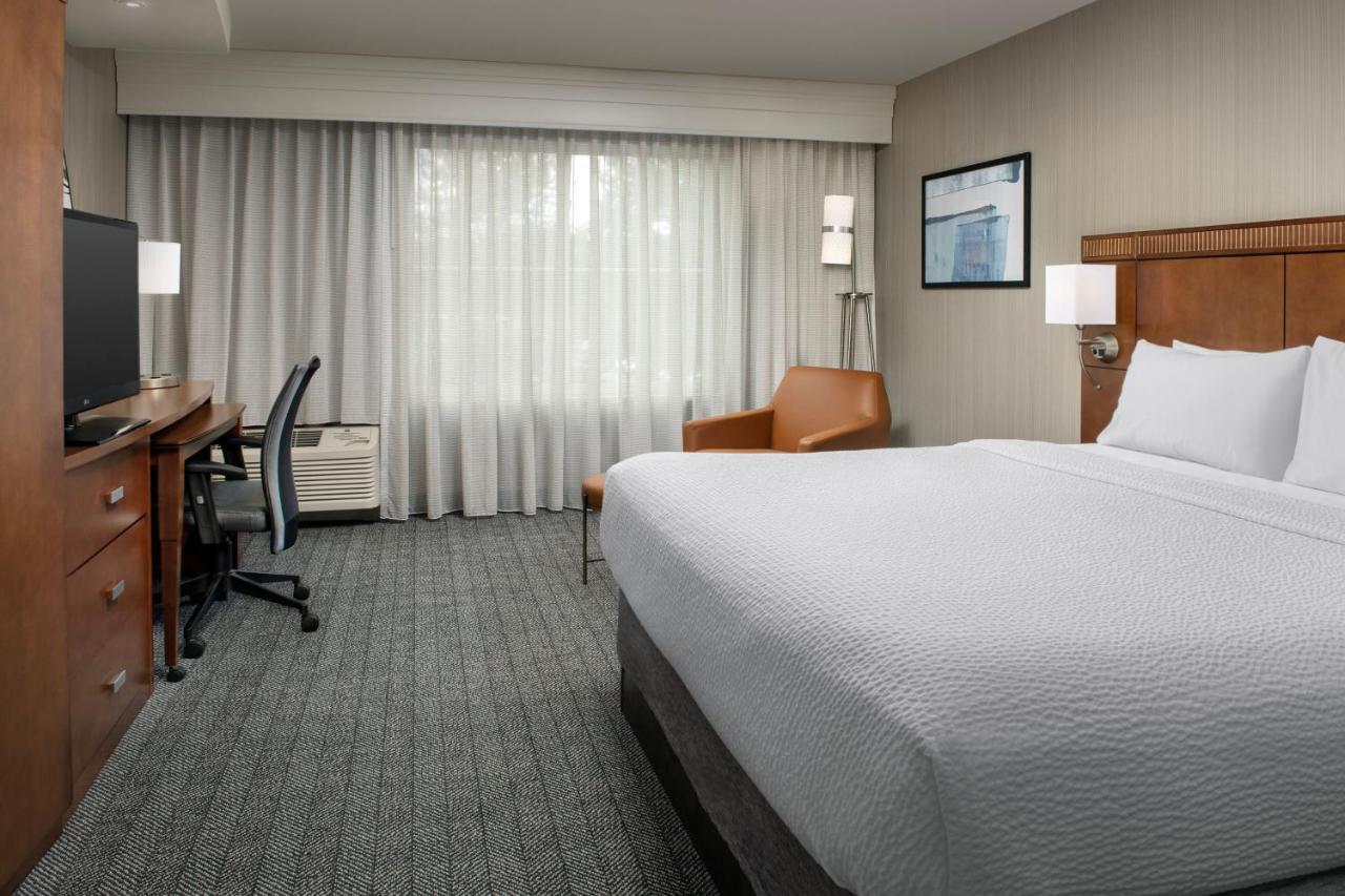 Courtyard By Marriott Seattle Kirkland Ξενοδοχείο Εξωτερικό φωτογραφία