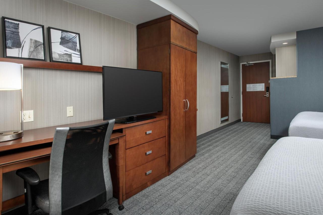 Courtyard By Marriott Seattle Kirkland Ξενοδοχείο Εξωτερικό φωτογραφία