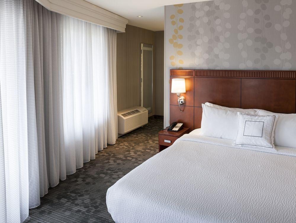 Courtyard By Marriott Seattle Kirkland Ξενοδοχείο Εξωτερικό φωτογραφία
